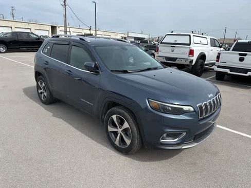 Used 2019 Jeep Cherokee Limited w/ Trailer Tow Group image 19