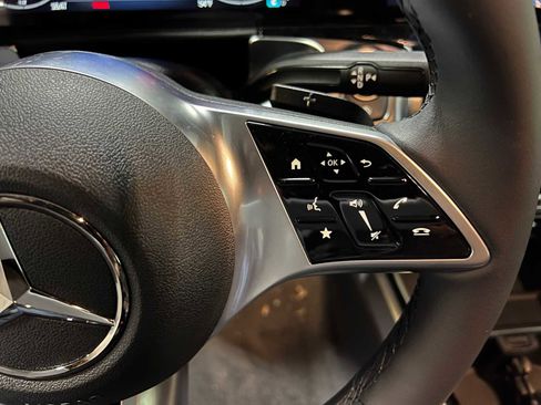 New 2026 Mercedes-Benz GLB 250 4MATIC image 30