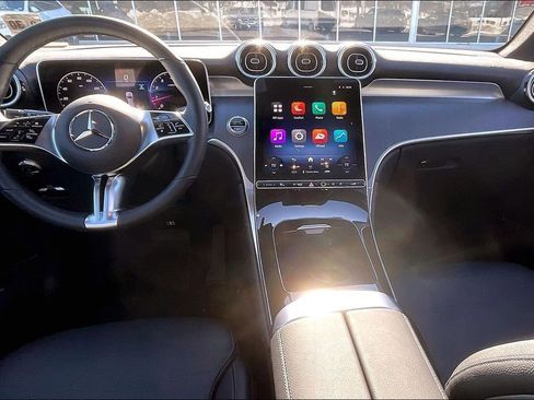 Used 2026 Mercedes-Benz GLC 300 4MATIC image 13