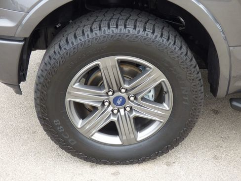 Used 2020 Ford F150 XLT w/ Equipment Group 302A Luxury RWD image 9