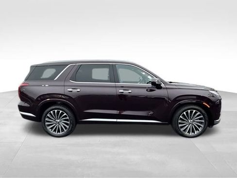 Used 2023 Hyundai Palisade Calligraphy image 9
