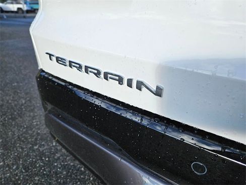 New 2026 GMC Terrain AT4 w/ Convenience Package III image 11