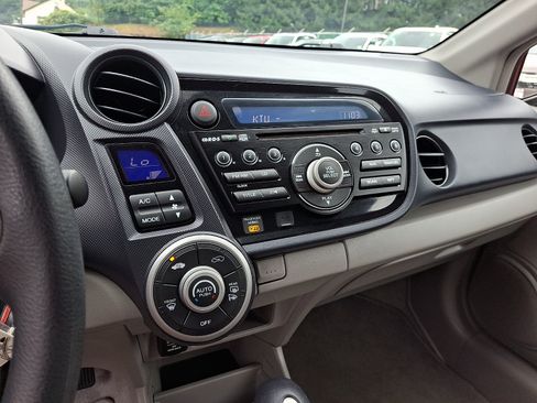 Used 2010 Honda Insight EX image 23