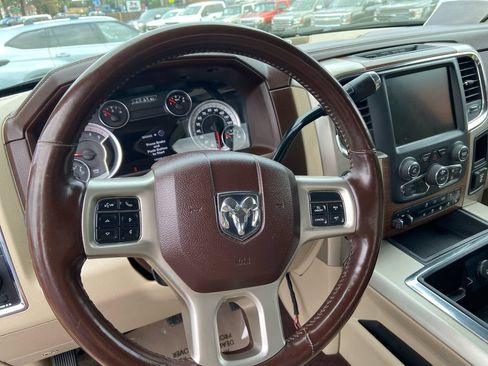 Used 2013 RAM 2500 Laramie w/ Convenience Group AWD/4WD image 18