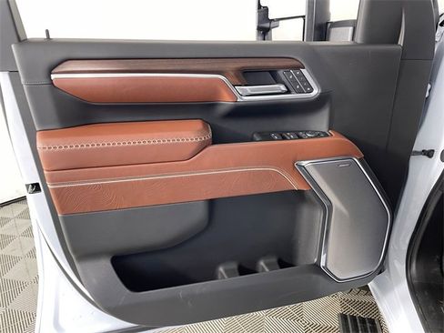 New 2026 GMC Sierra 3500 Denali Ultimate image 6