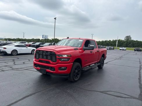 Used 2026 RAM 2500 Big Horn AWD/4WD image 5