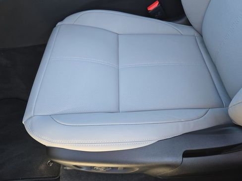 New 2026 Land Rover Range Rover Velar S image 29