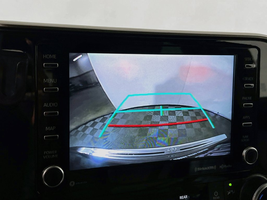 Certified 2020 Toyota Highlander XLE FWD image 12