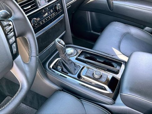 Certified 2024 INFINITI QX80 Luxe AWD/4WD image 17