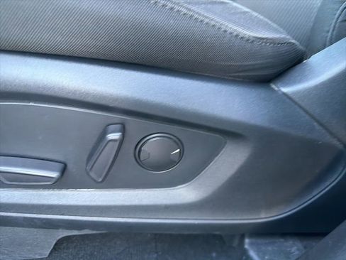 Certified 2022 Ford Explorer XLT image 27