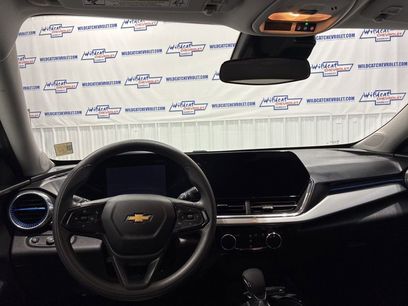 Used 2025 Chevrolet Trax LT