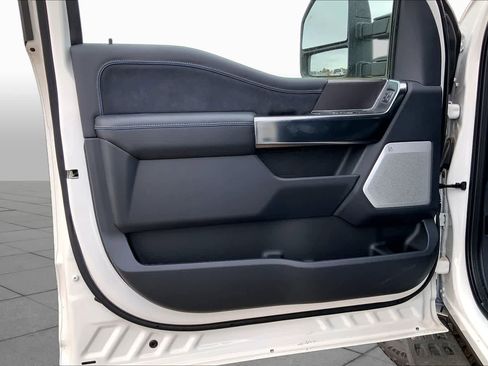 New 2026 Ford F250 Platinum w/ Tremor Off-Road Package AWD/4WD image 10