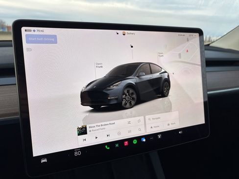 Used 2024 Tesla Model Y Long Range image 23