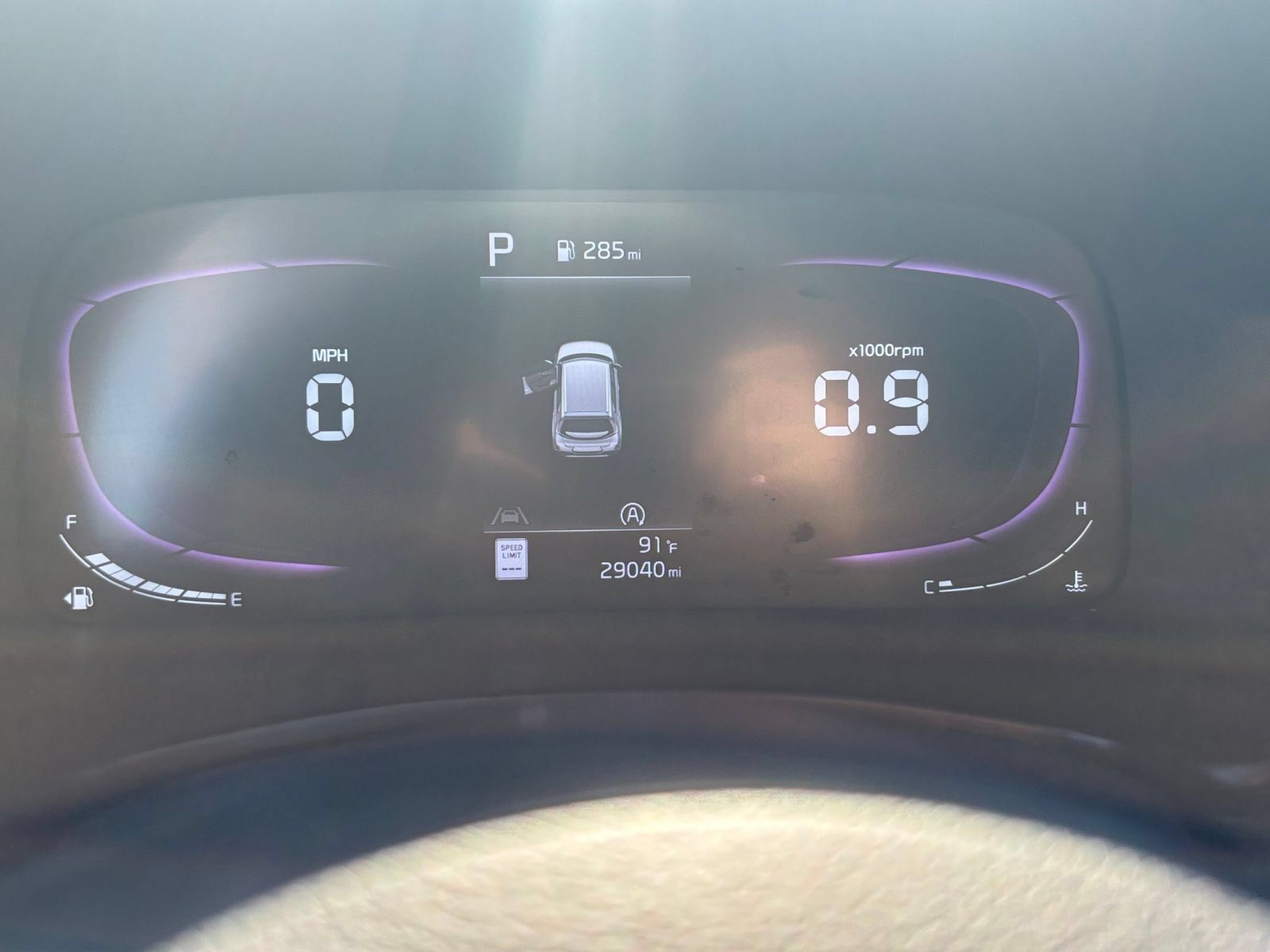 Used 2025 Kia Soul LX w/ LX Technology Package FWD image 37
