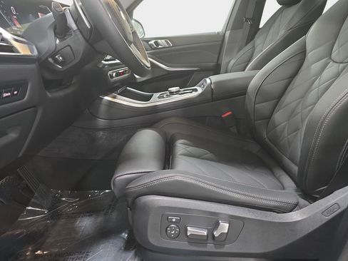 Used 2026 BMW X5 sDrive40i w/ Premium Package image 25