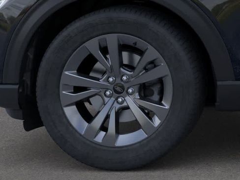 New 2025 Ford Explorer Active w/ Active Comfort Package image 19