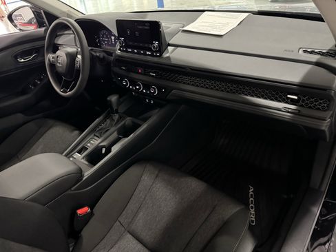 Used 2024 Honda Accord EX image 35