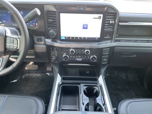 New 2026 Ford F250 Platinum AWD/4WD image 15