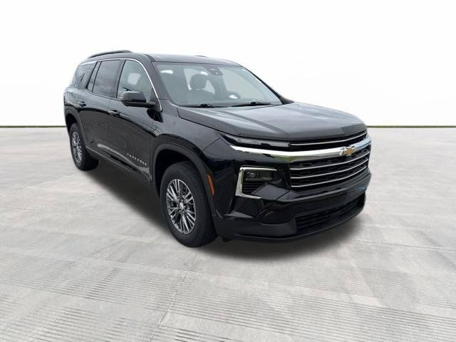 Used 2024 Chevrolet Traverse LT FWD image 3