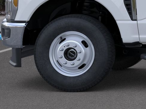 New 2026 Ford F350 XL w/ XL Chrome Package AWD/4WD image 19