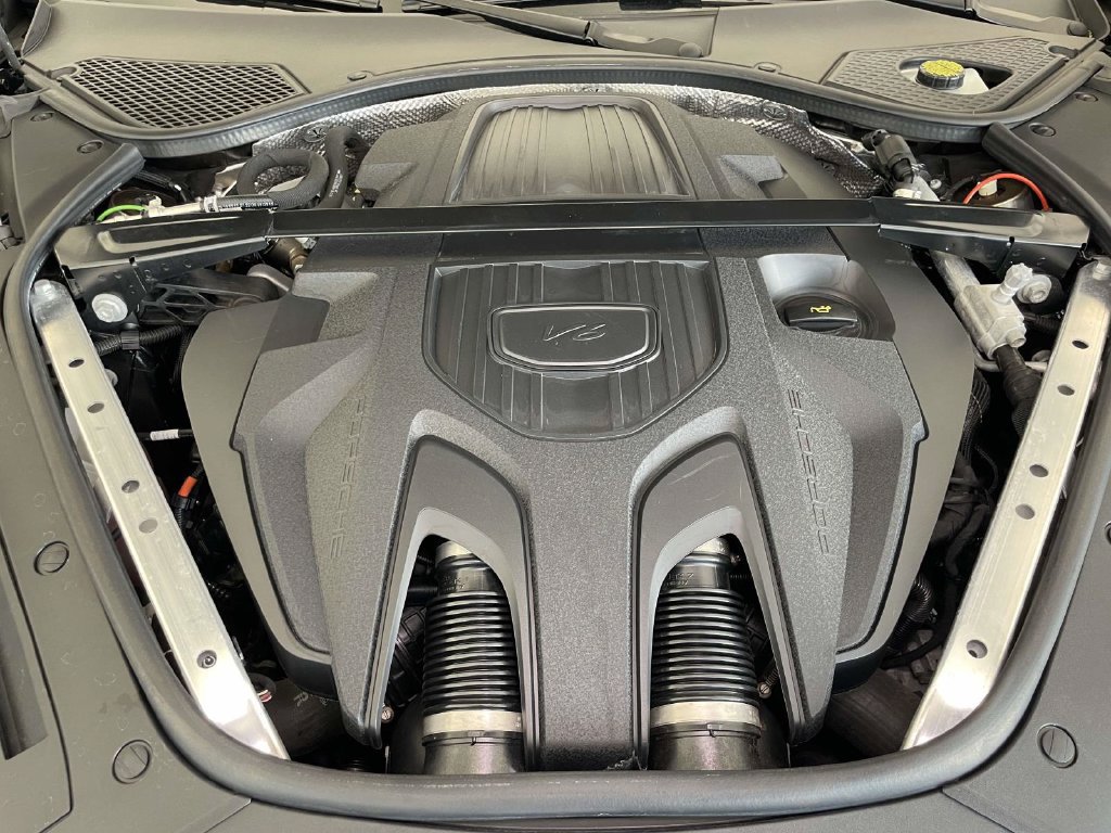 Certified 2023 Porsche Panamera 4 AWD/4WD image 24