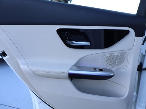 Certified 2022 Mercedes-Benz C 300 4MATIC Sedan w/ Pinnacle Trim Package image 16