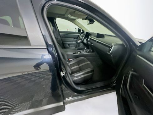 Used 2025 MAZDA CX-50 AWD 2.5 S w/ Premium Package image 32