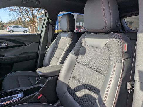 Used 2023 Chevrolet TrailBlazer RS w/ Sun and Liftgate Package image 14