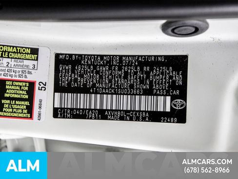 Used 2025 Toyota Camry SE image 57