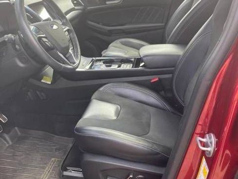 Used 2019 Ford Edge ST w/ Equipment Group 401A AWD/4WD image 3
