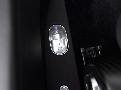 Used 2019 Bugatti Chiron AWD/4WD image 45