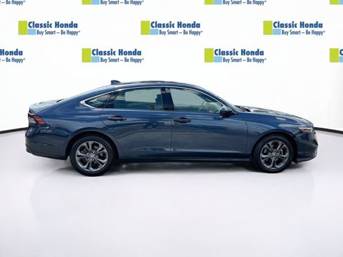 Certified 2023 Honda Accord EX image 9