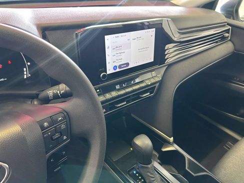 Certified 2025 Toyota Camry LE FWD image 21