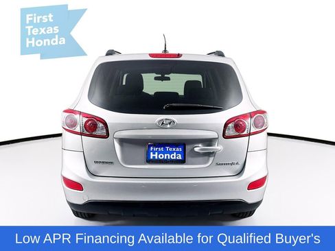 Used 2011 Hyundai Santa Fe GLS image 7