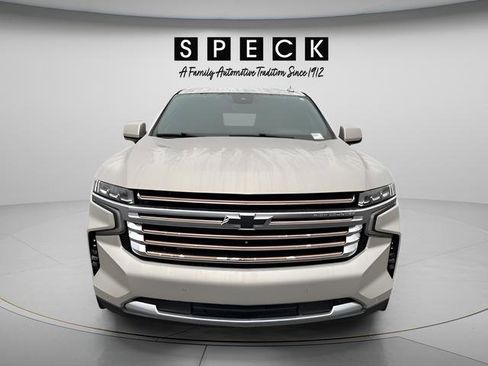 Used 2023 Chevrolet Tahoe High Country AWD/4WD image 9