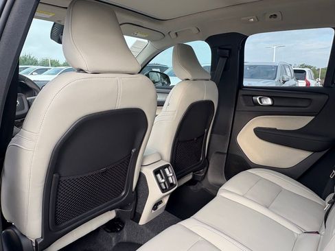 New 2026 Volvo XC40 B5 Ultra w/ Protection Package Premier AWD/4WD image 21