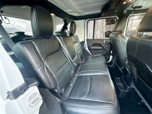 Used 2021 Jeep Wrangler Unlimited Sahara image 31