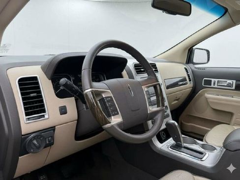 Used 2008 Lincoln MKX AWD image 9