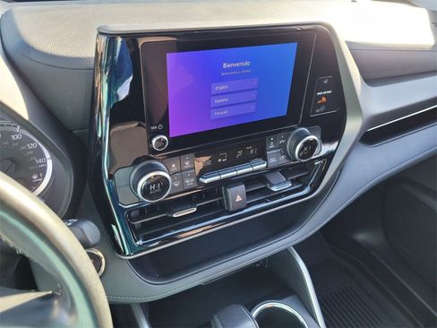 Certified 2023 Toyota Highlander LE image 19