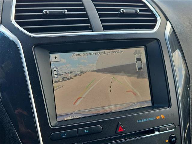 Used 2018 Ford Explorer Limited FWD image 7
