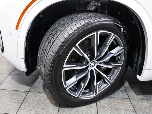 Used 2026 BMW X5 xDrive40i AWD/4WD image 7