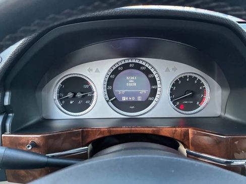 Used 2012 Mercedes-Benz GLK 350 4MATIC image 26