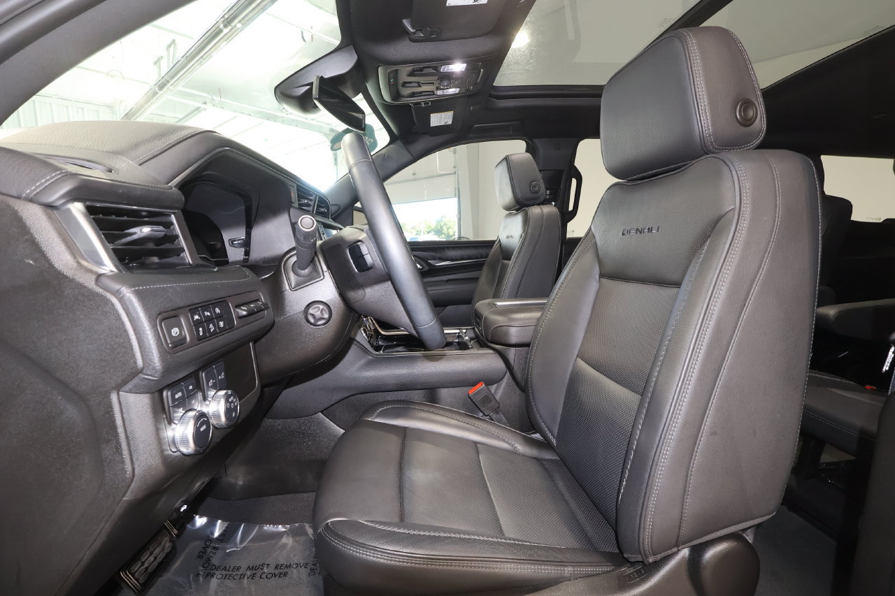 Used 2024 GMC Yukon Denali AWD/4WD image 24