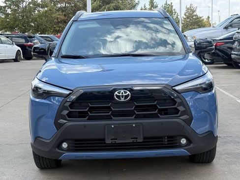 Used 2026 Toyota Corolla Cross XLE AWD/4WD image 8