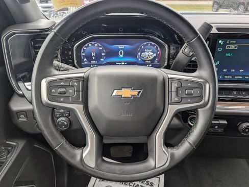 Used 2024 Chevrolet Silverado 2500 LT image 12
