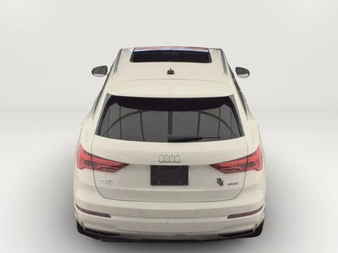 Used 2020 Audi Q3 2.0T Premium Plus image 12