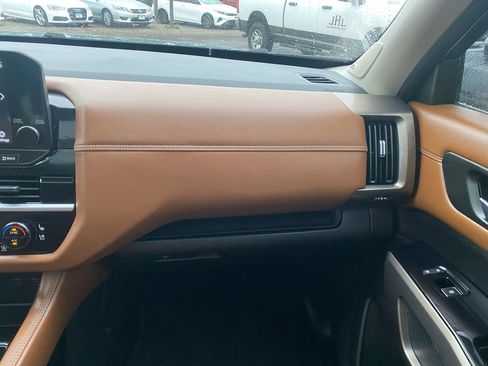 Used 2024 Nissan Pathfinder Platinum w/ Cargo Package AWD/4WD image 22