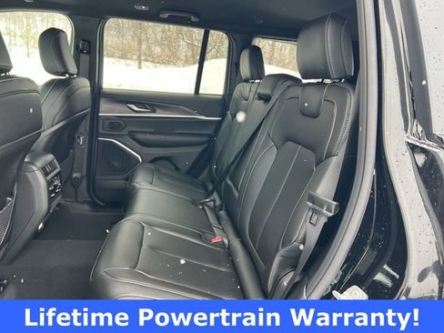 New 2026 Jeep Grand Cherokee Limited image 17