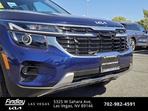 Used 2024 Kia Seltos EX FWD image 2