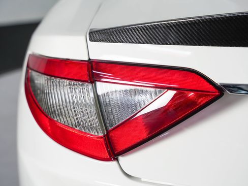 Used 2014 Maserati GranTurismo Coupe RWD image 21